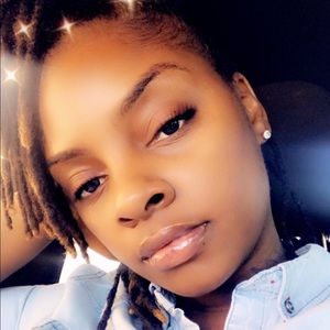 Meet your Posher, Lashonda